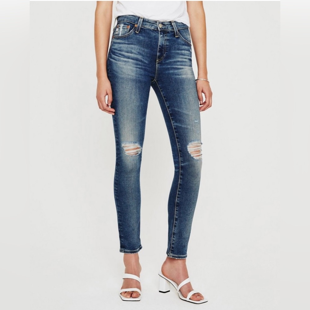 NWT AG Jeans MARI High-Rise Straight 15 Year Mural Distressed detailing Size 31R